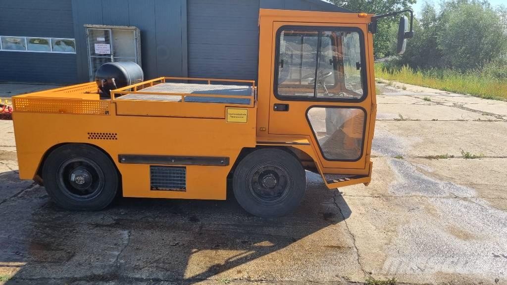 Volk EFZ 80 N 견인 트럭