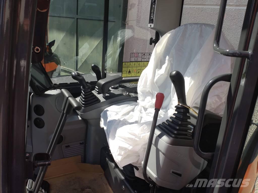 Develon DX 55 R-7 소형 굴삭기 7톤 미만