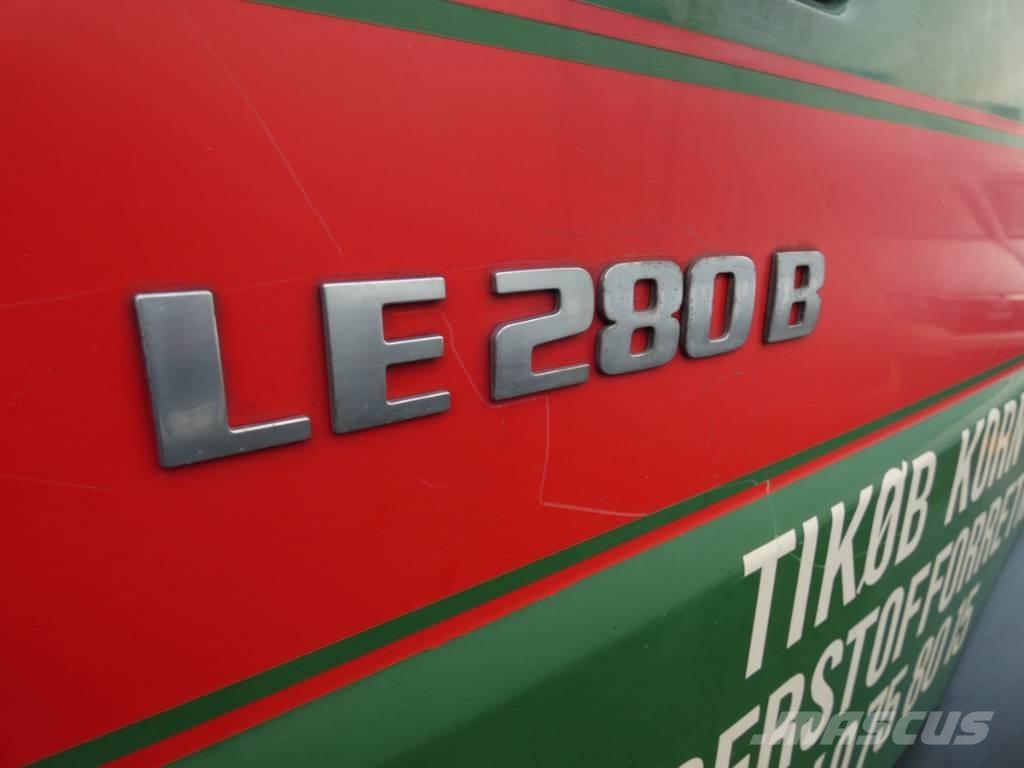 MAN LE 280 B 탑차 트럭
