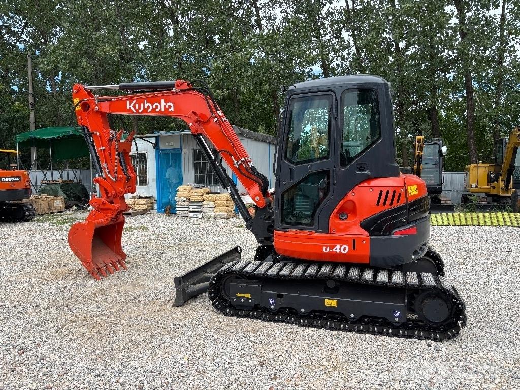 Kubota U40 소형 굴삭기 7톤 미만