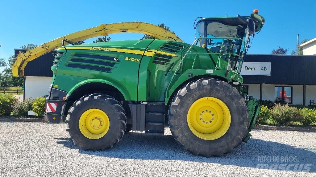John Deere 8700i 자동 초지기계