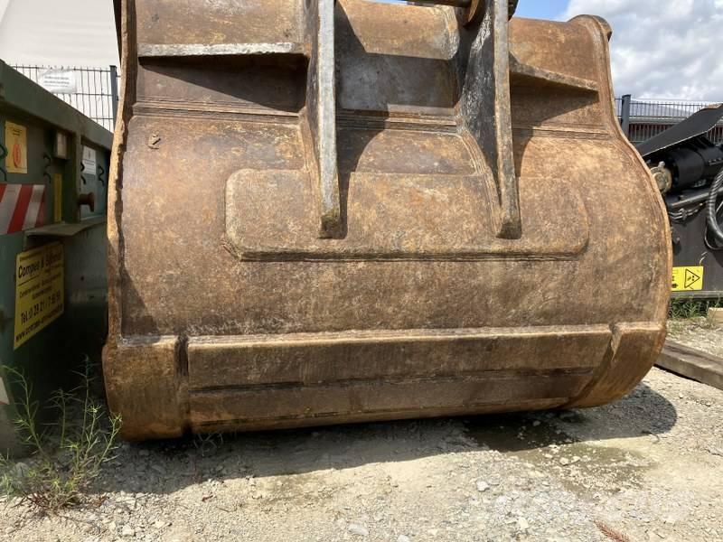 Volvo EC 750 E 대형 굴삭기 29톤 이상