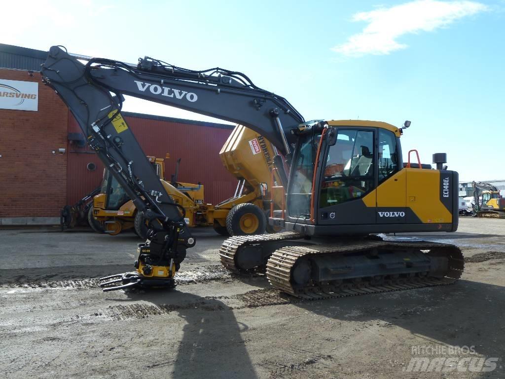 Volvo EC140EL 대형 굴삭기 29톤 이상