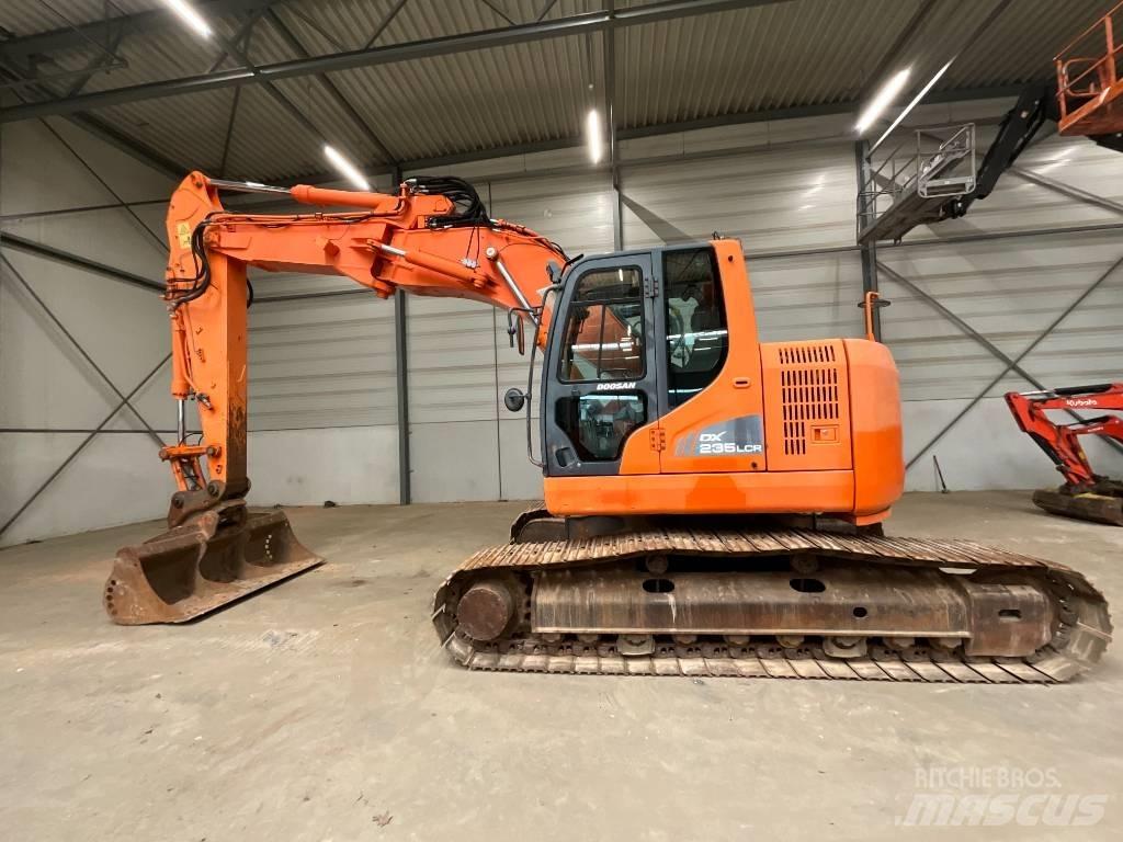 Doosan DX 235 LCR 대형 굴삭기 29톤 이상