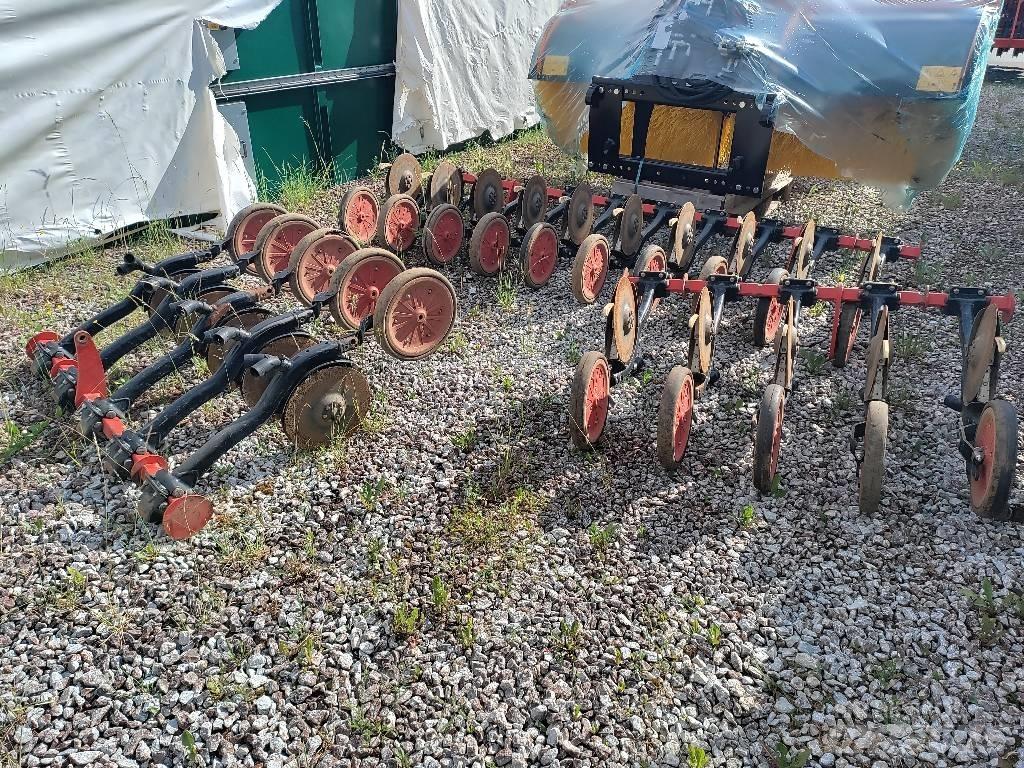 Horsch Focus 6 TD 드릴