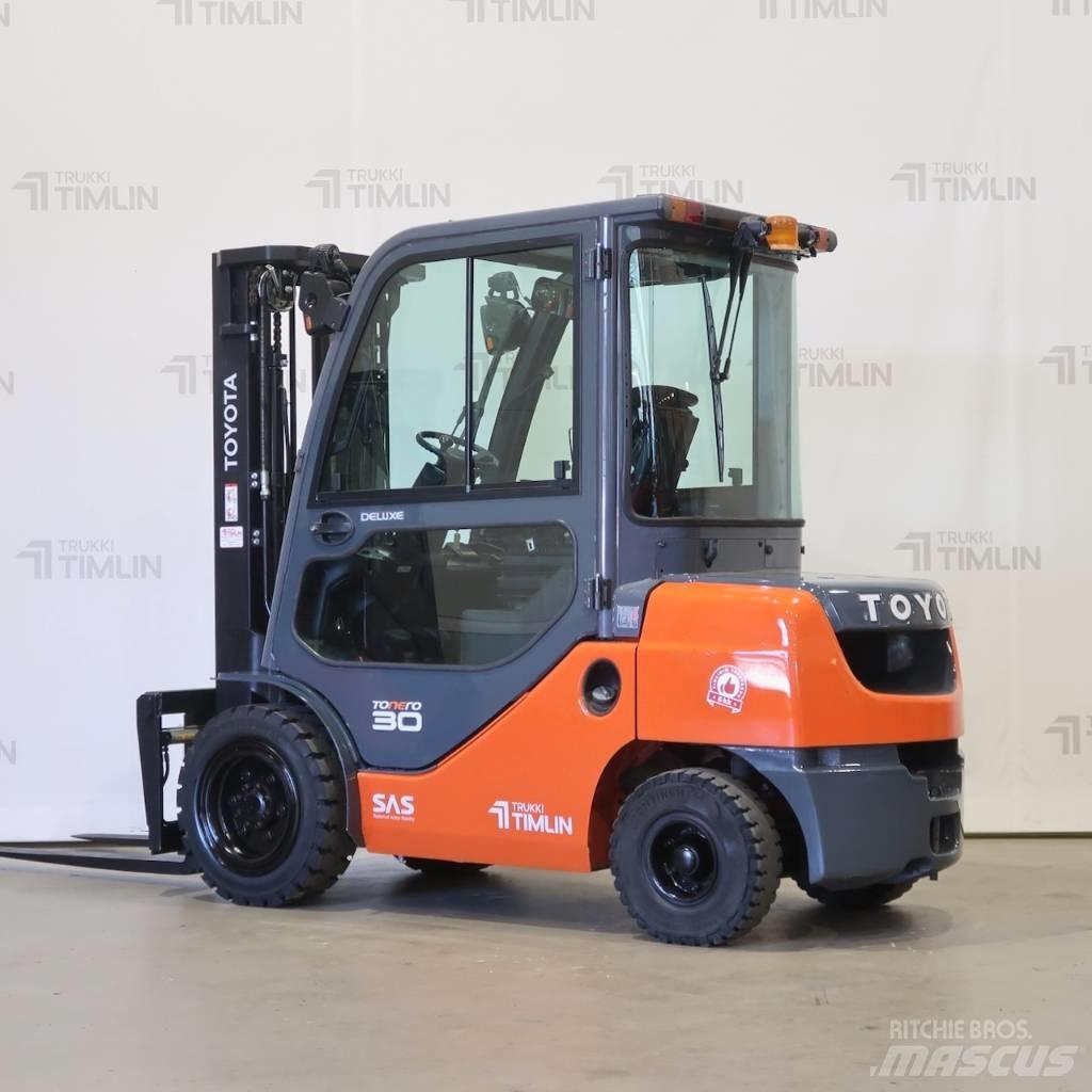 Toyota 02-8FDF30 디젤 지게차