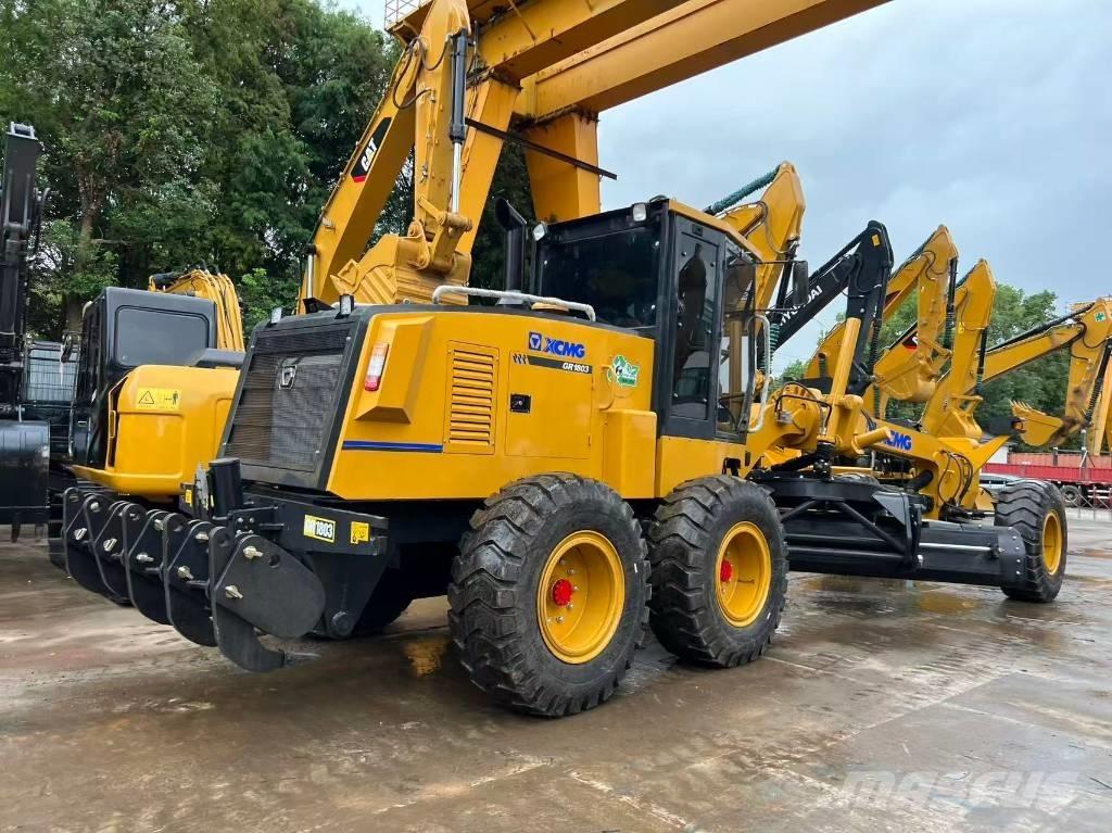 XCMG GR1803 그레이더