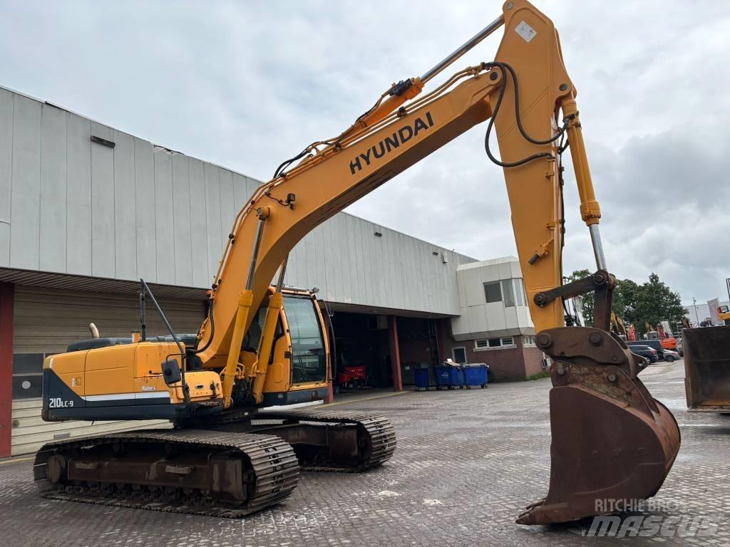 Hyundai 210 대형 굴삭기 29톤 이상
