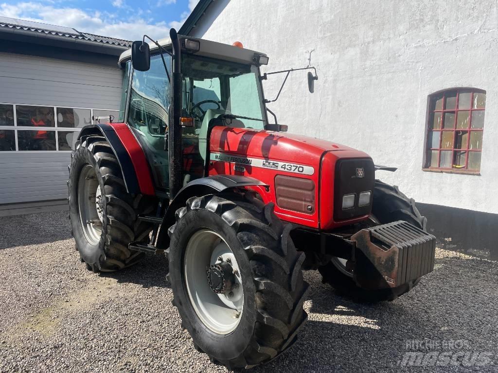 Massey Ferguson 4370 트랙터