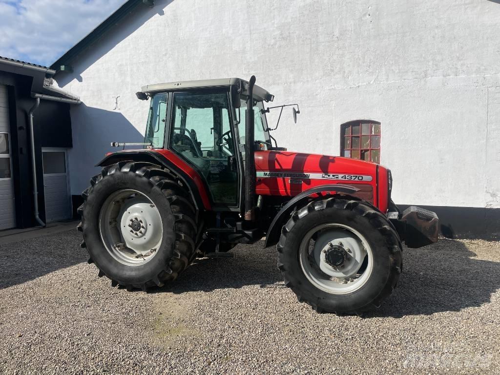 Massey Ferguson 4370 트랙터