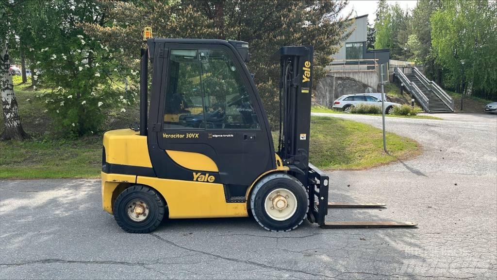 Yale GDP30VX 디젤 지게차