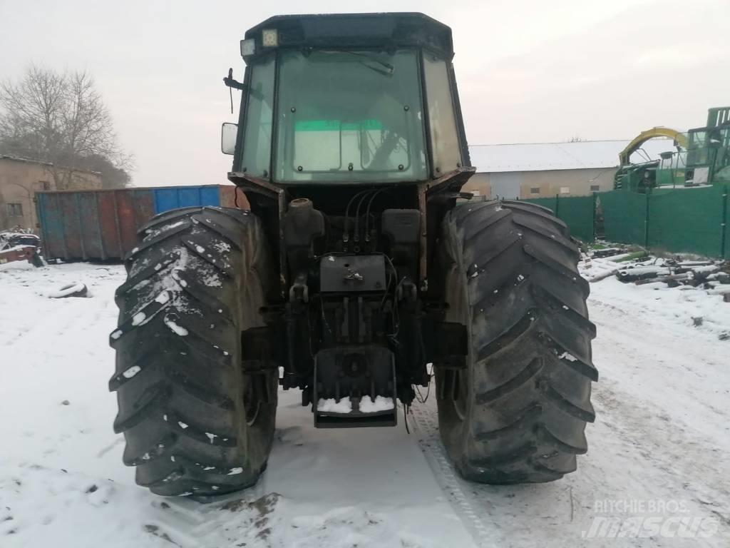 Valmet 8400  hook 섀시 및 서스펜션