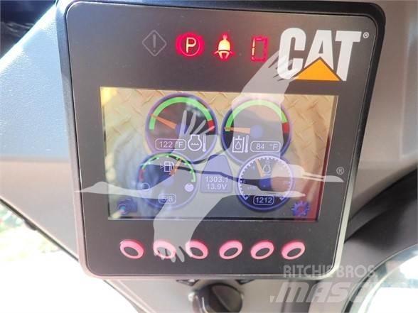 CAT 249D  스키드로더