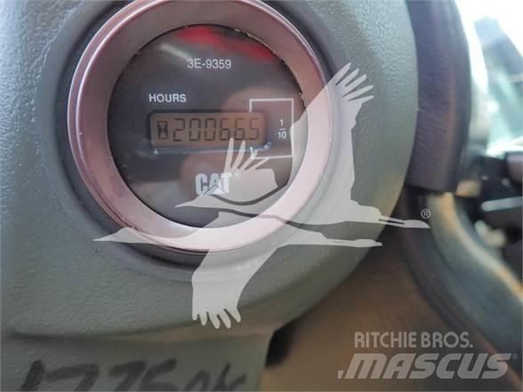 CAT IT38G  휠로우더
