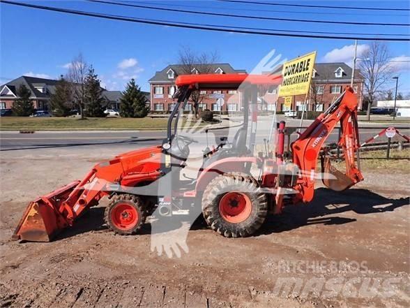 Kubota B26 백호로더