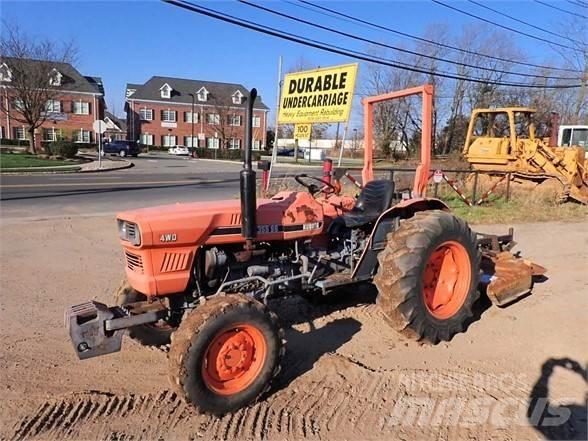 Kubota L355SS 트랙터