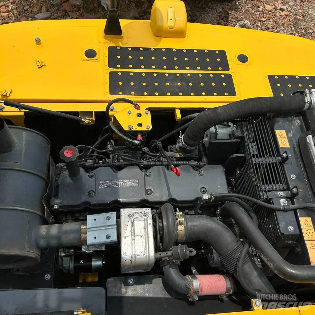 Komatsu 240-8 대형 굴삭기 29톤 이상