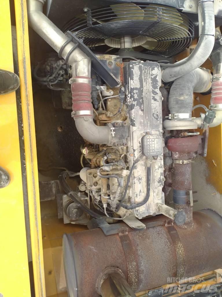 Hyundai R360 대형 굴삭기 29톤 이상