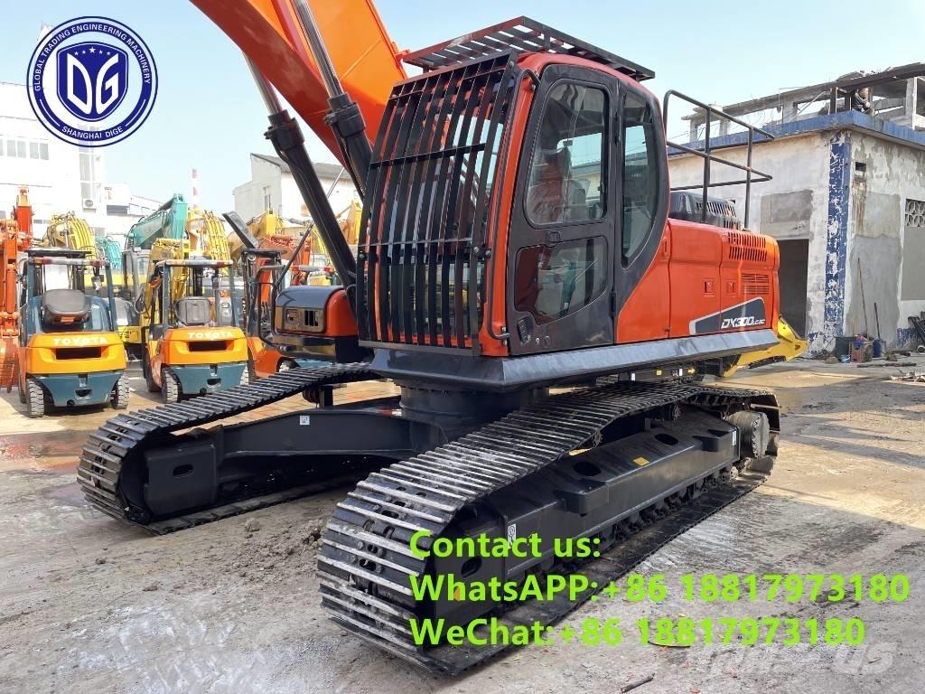 Doosan DX 300 LC 대형 굴삭기 29톤 이상