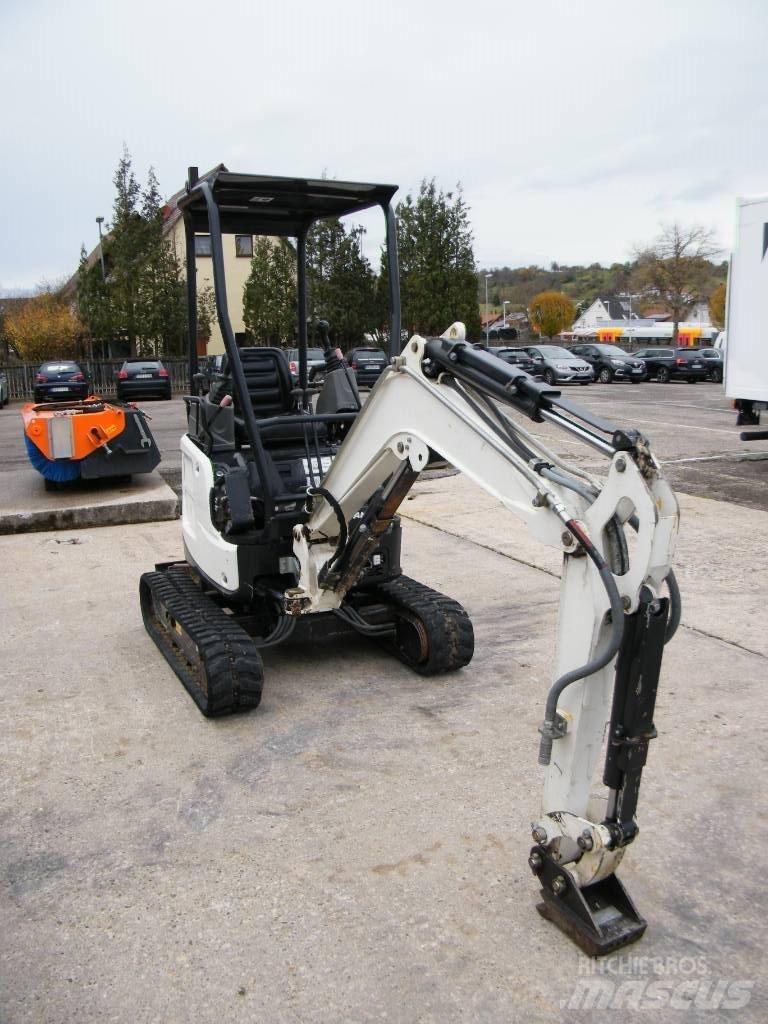 Yanmar Vio 17 소형 굴삭기 7톤 미만