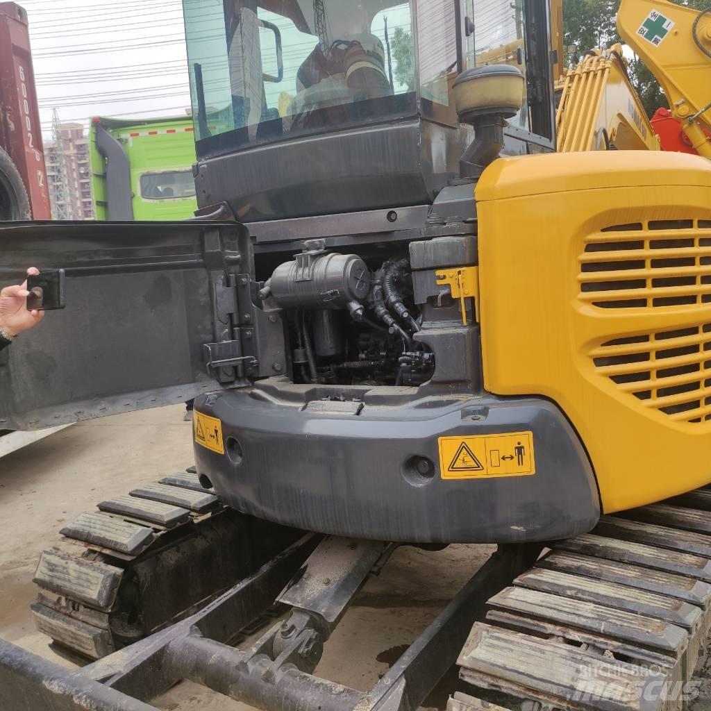 Komatsu PC 55 소형 굴삭기 7톤 미만