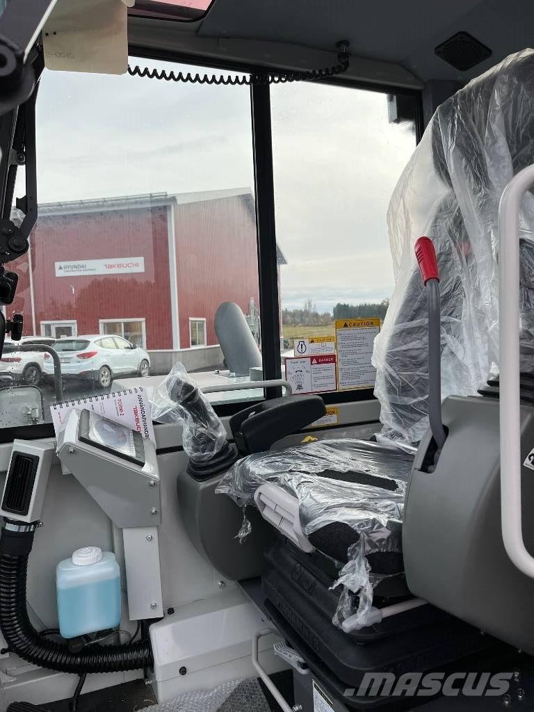 Takeuchi TCR 50 -2  궤도식 덤프