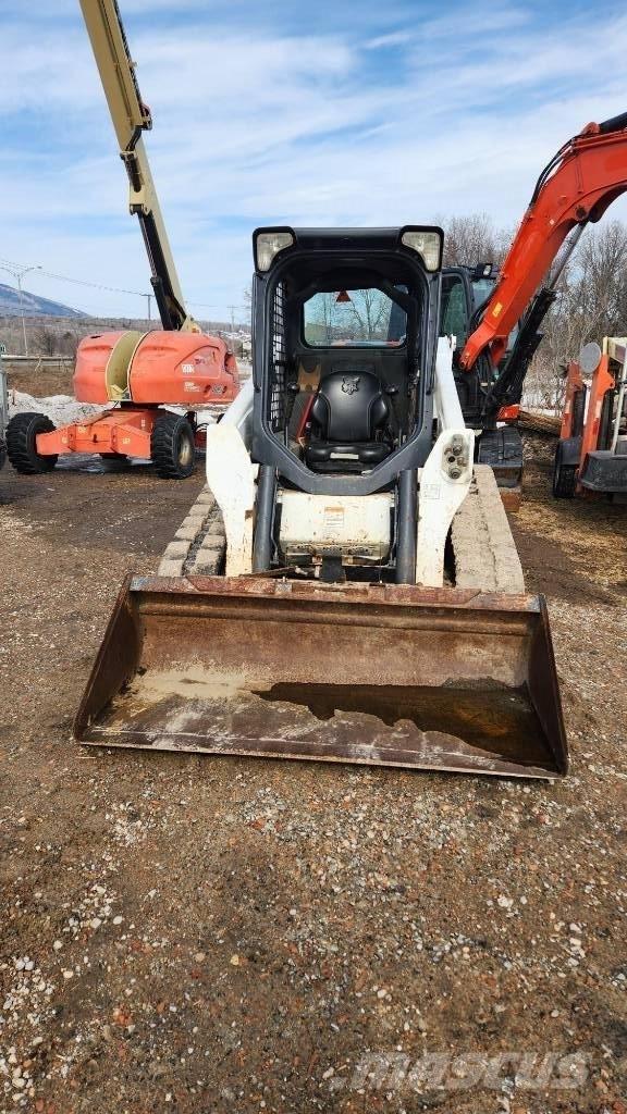 Bobcat T 630  스키드로더