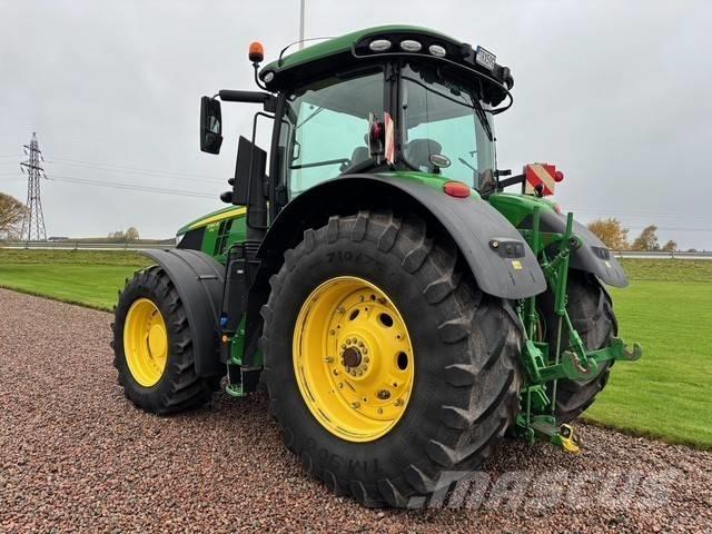 John Deere 7310 R 트랙터