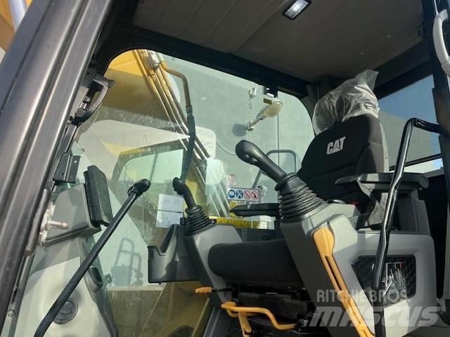 CAT 317 대형 굴삭기 29톤 이상