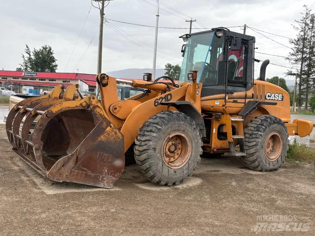 CASE 621 D  휠로우더