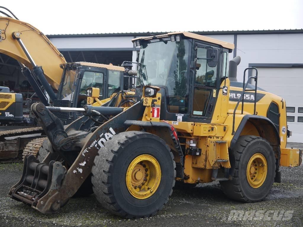 Hyundai HL955A  휠로우더