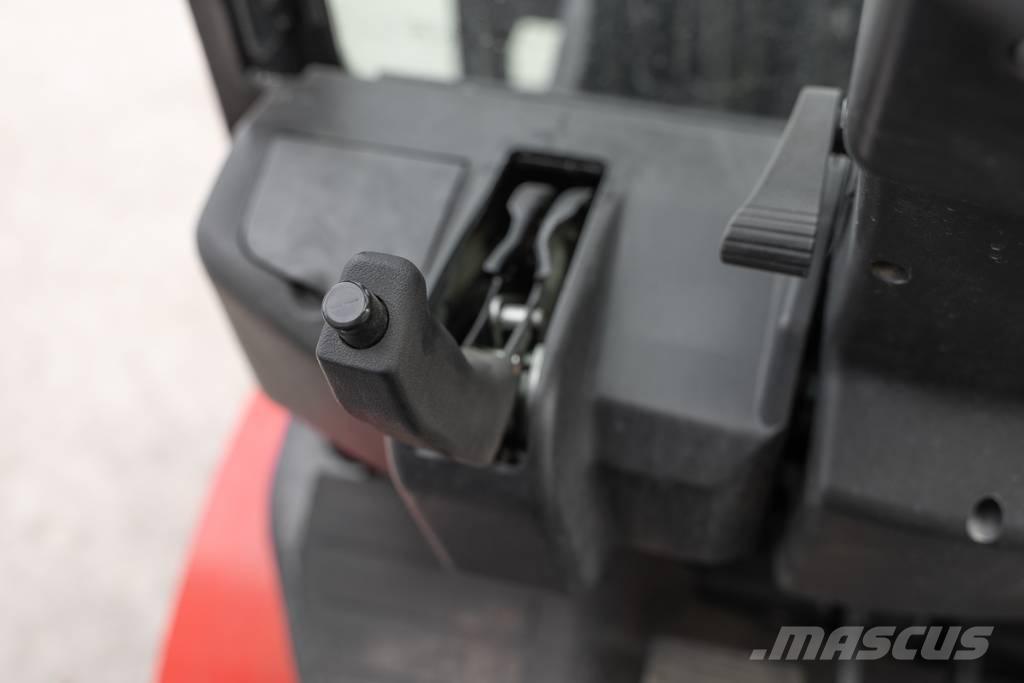 Manitou MI 30 D 디젤 지게차