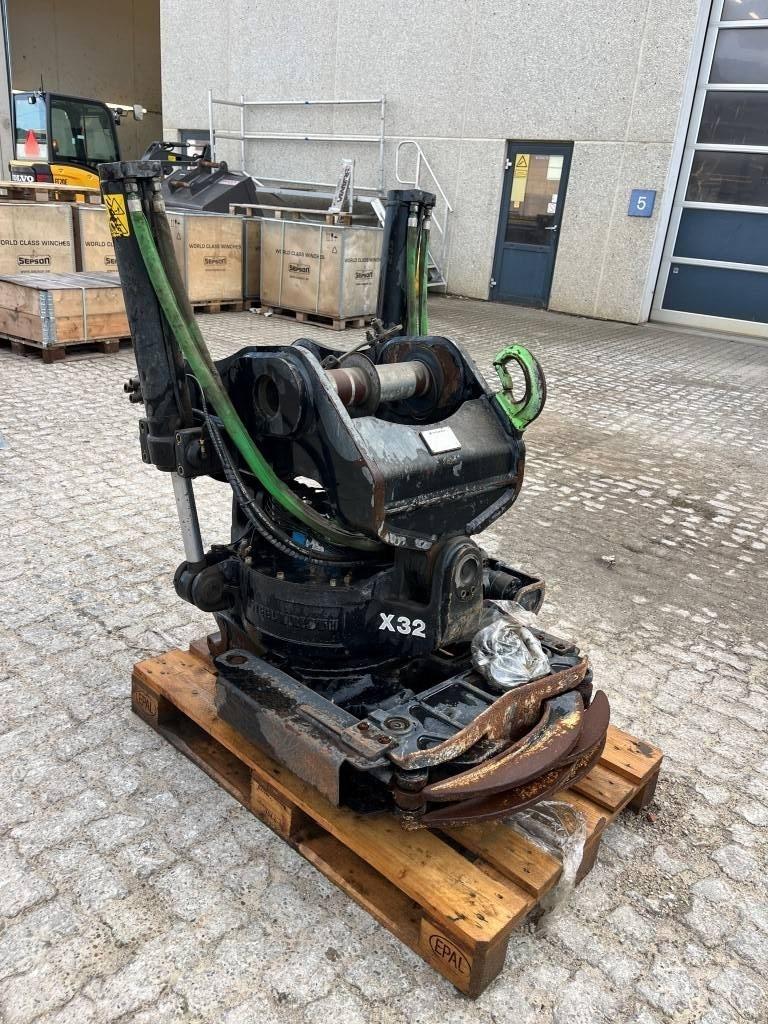 Steelwrist X32 로테이터