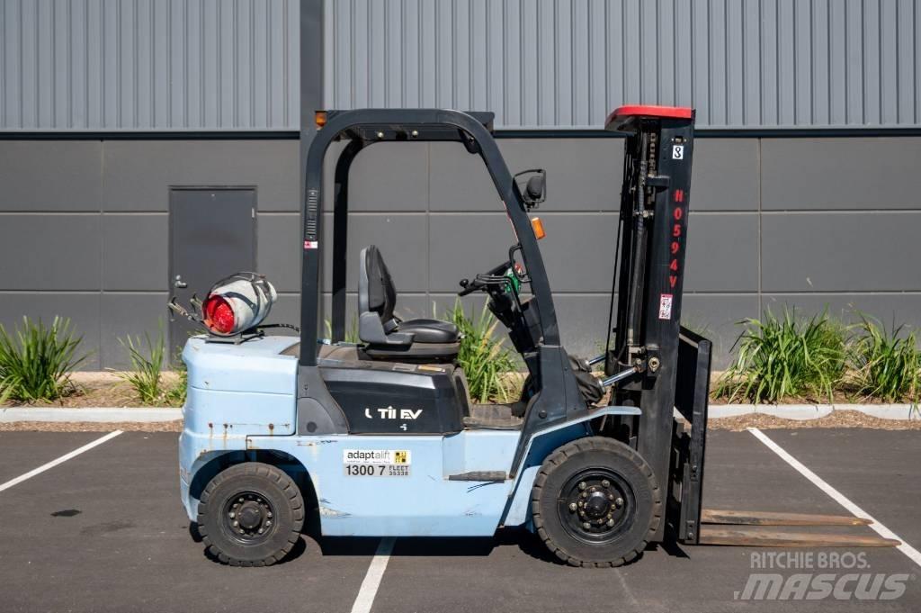 Utilev UT25P LPG 지게차