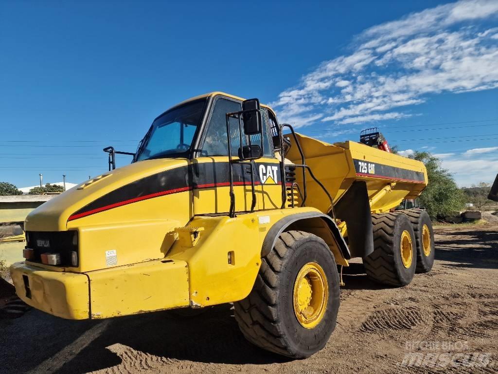 CAT 725 연결식 홀러