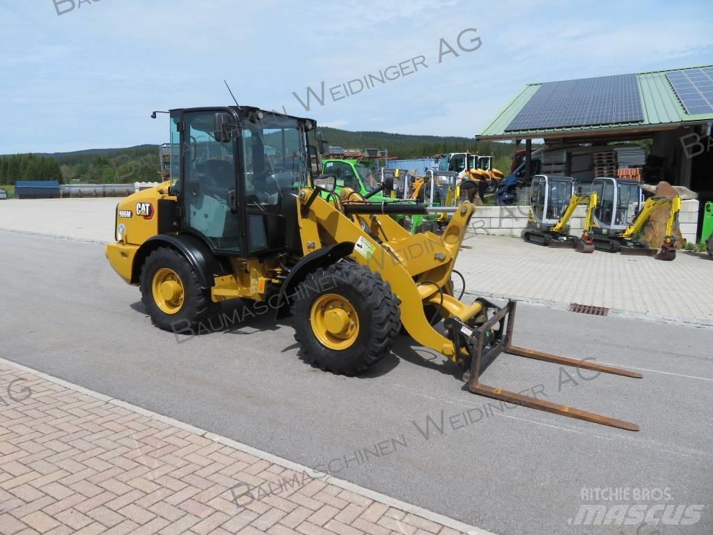 CAT 906M  휠로우더