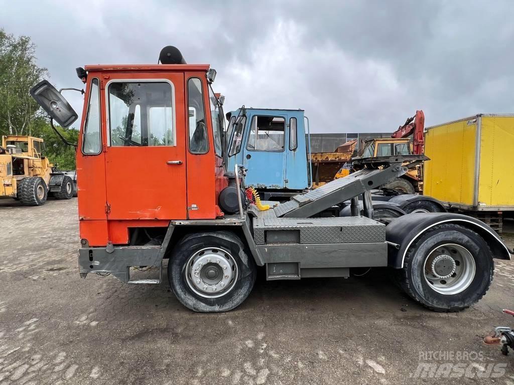 Bollnäs BT25T 터미널 트랙터