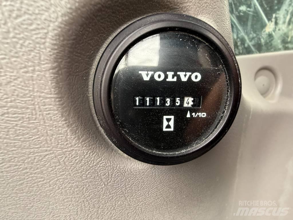 Volvo EC 750 대형 굴삭기 29톤 이상