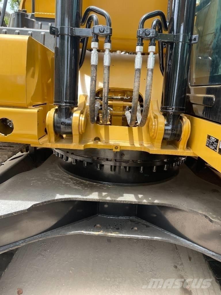 CAT 320 GC 중형굴삭기 7톤-28톤