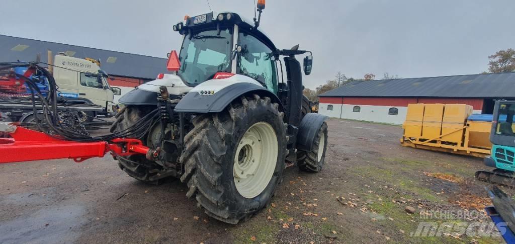 Valtra T 234 Versu 트랙터