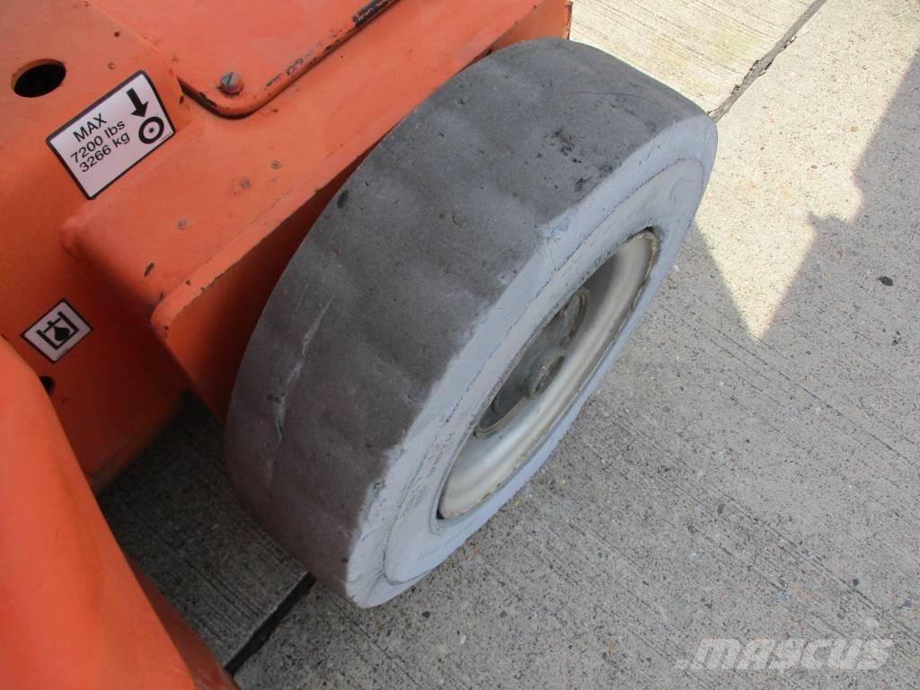 JLG E 400 AJPN (745) 자주식 고소작업대