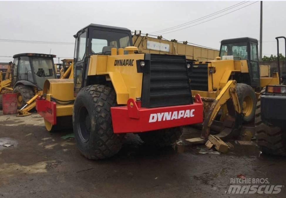 Dynapac CA 25 D 싱글 드럼 롤러