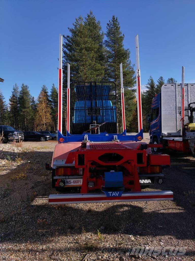 Scania R 143 450 목재 트럭