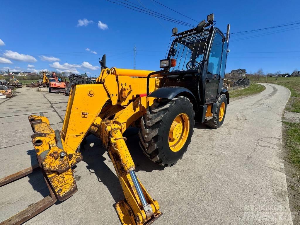 JCB 532-120 텔러 핸들러