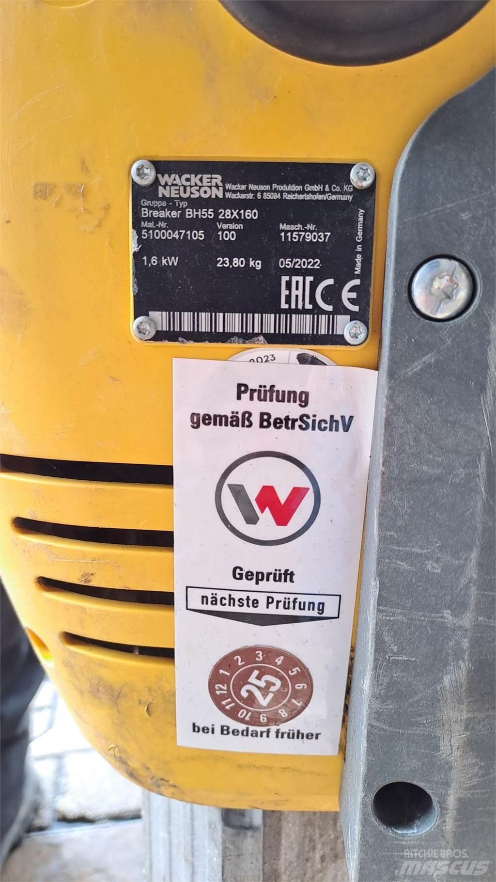 Wacker Neuson BH55 탬퍼