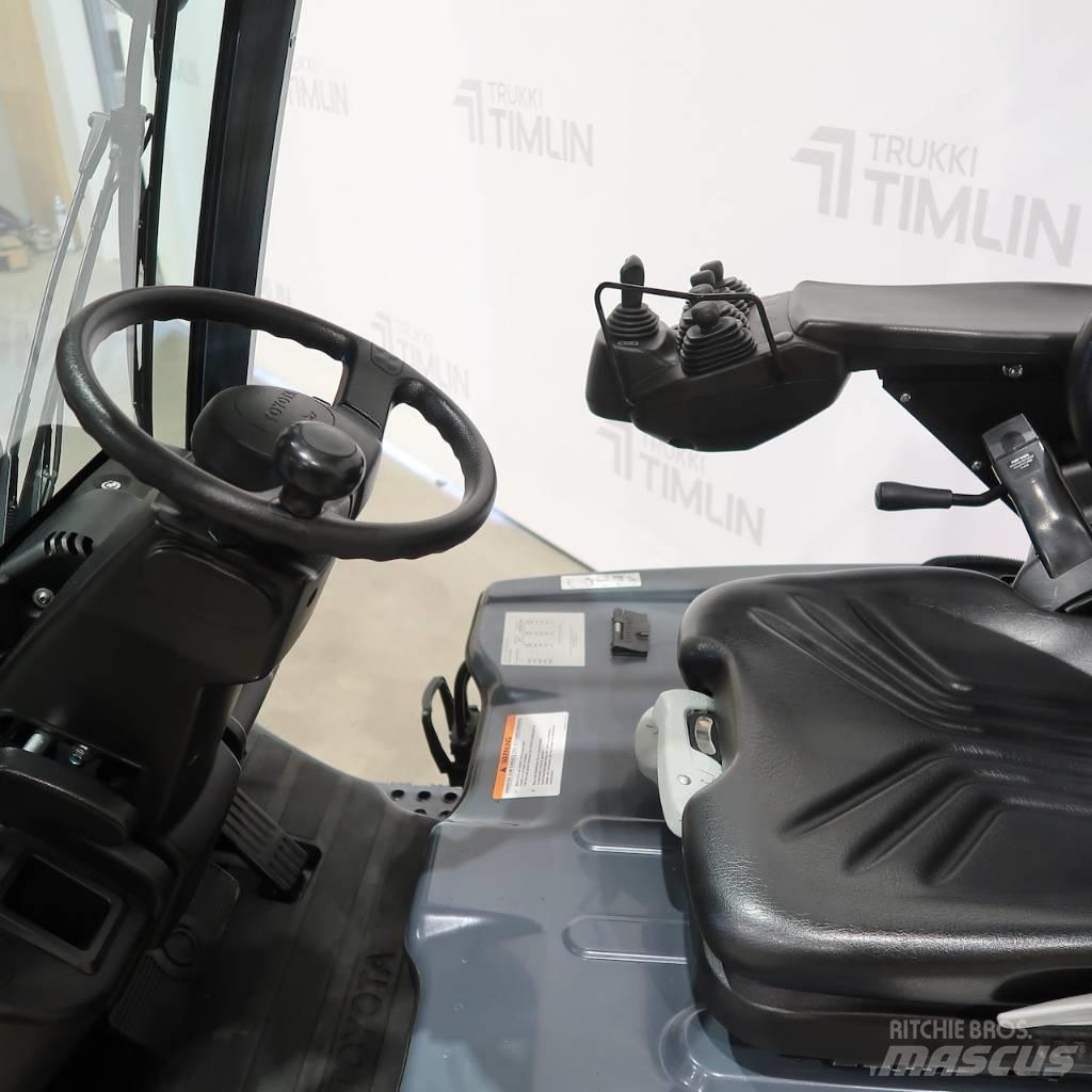 Toyota 8FBE20T 전동 지게차