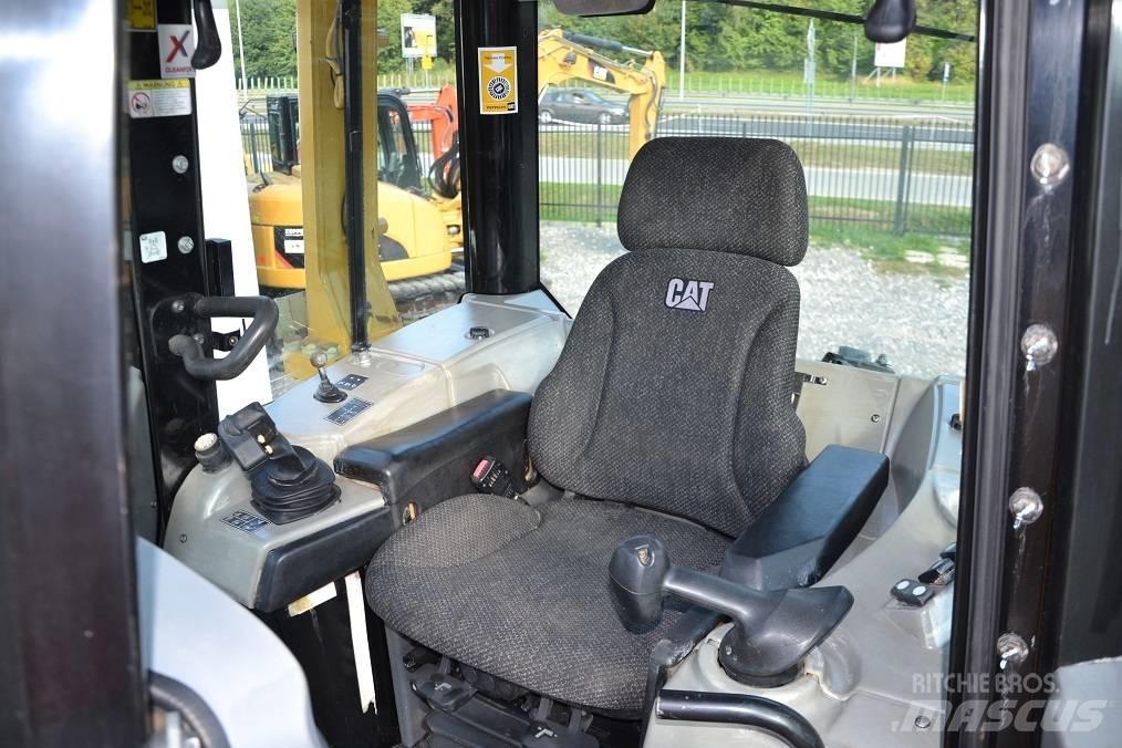 CAT D 6 N LGP 크롤러 도저
