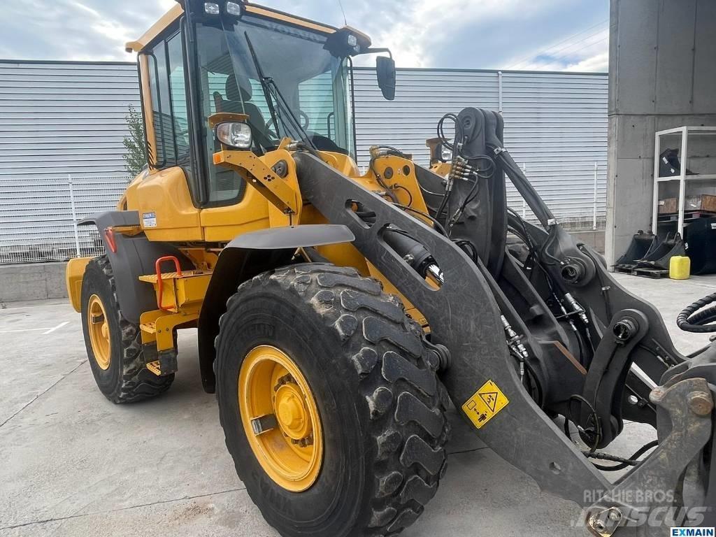 Volvo L 70 H  휠로우더