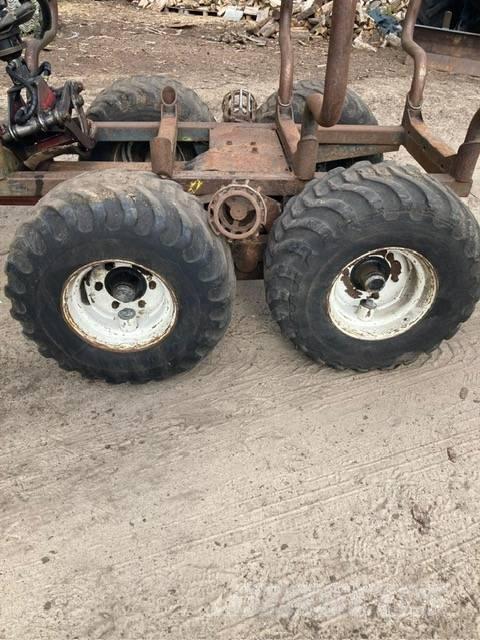 Vimek 606TT 원목 포워더