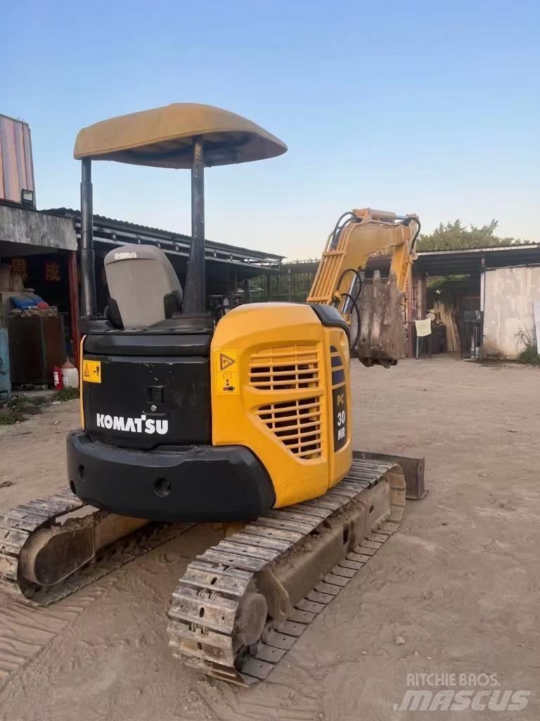 Komatsu PC30 MR 소형 굴삭기 7톤 미만
